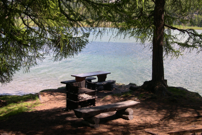Focolari sulla penisola di Chastè (oua_620280523_image)