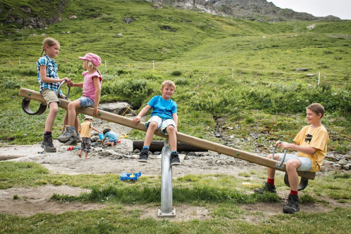 Kinderspielplatz bei der Bergstation Furtschellas (oua_620280626_image)