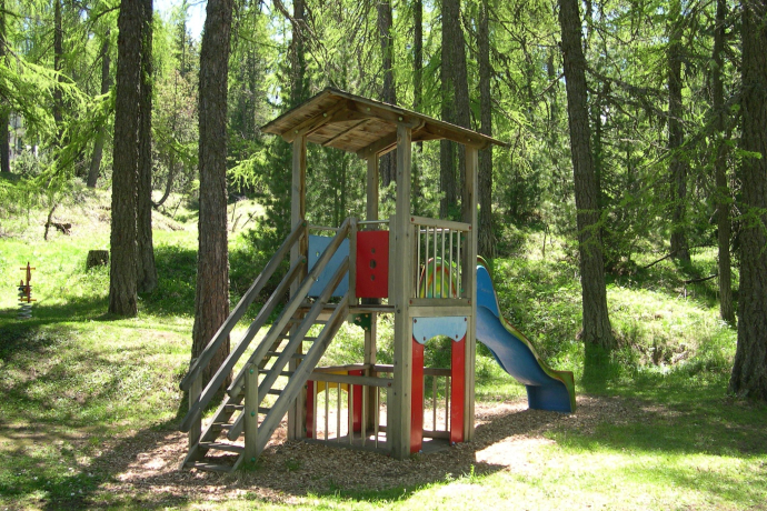 Kinderspielplatz beim Hotel Waldhaus (oua_620280627_image)