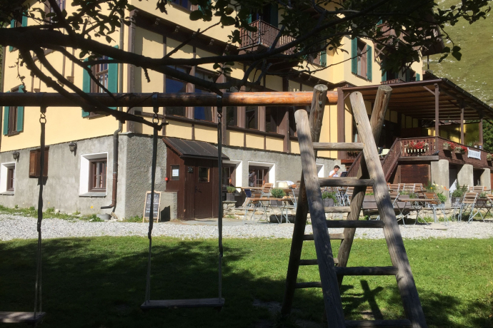 Children's playground at Hotel Fex (oua_620280636_image)