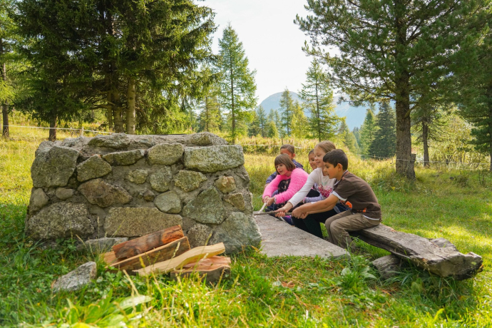 Punt da Resgia grilling spot in Val Bever (oua_620280641_image)