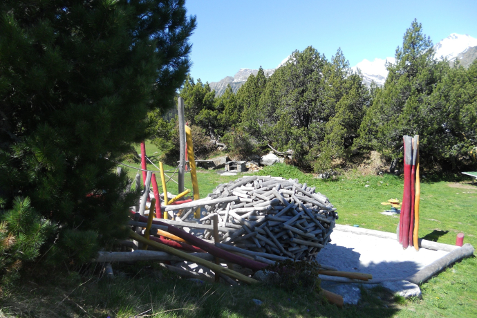 Barbecue all'aperto KuKuk presso lo skilift Aela (oua_620280697_image)