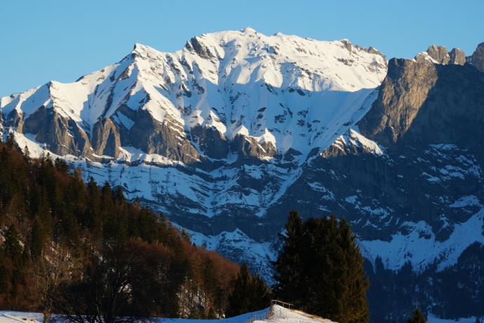Aussicht beim Winterwandern im Taminatal