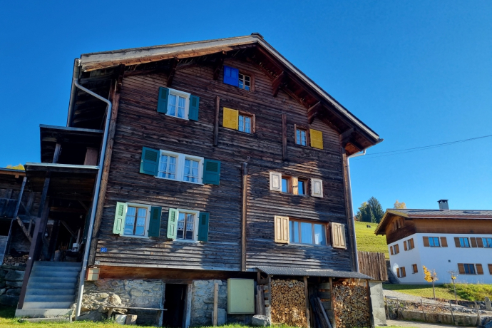 Ferienwohnung Tschumper - Aussenansicht Sommer