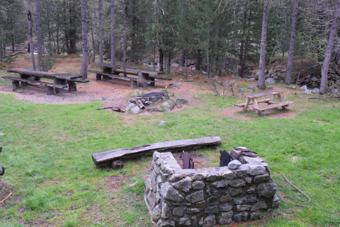 Barbecue place Spinas Val Bever (oua_63104716_image) Barbecue place Spinas Val Bever (oua_63104716_image)