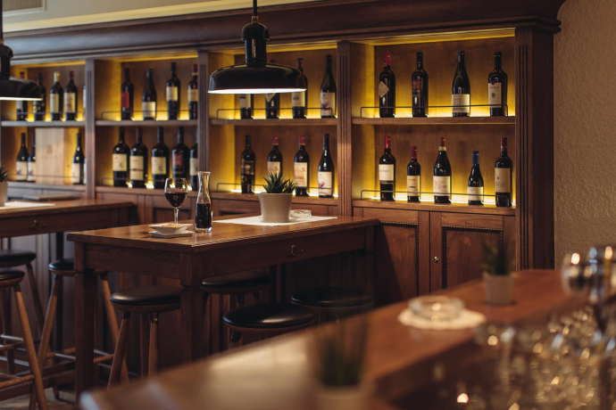 Weine Apero Bar Spescha Weine Apero Bar Spescha