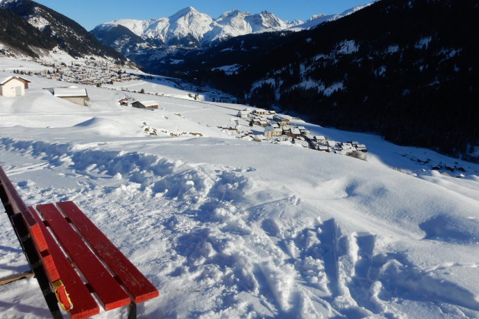 Die Sitzbank erwartet uns schon