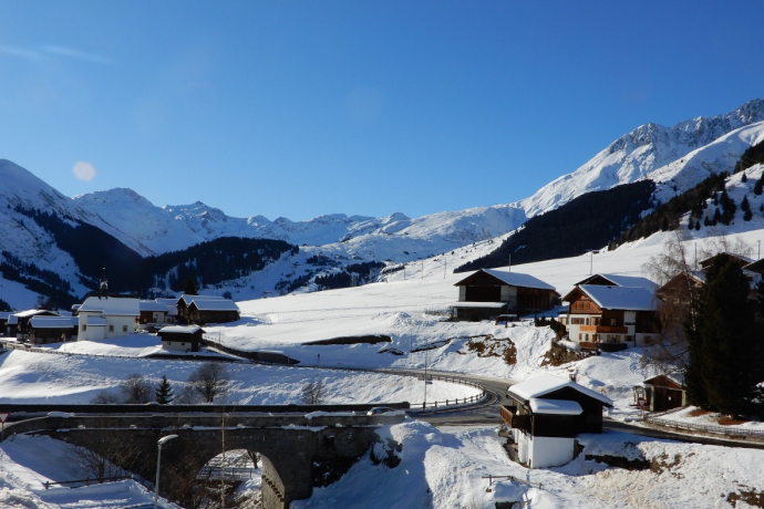 Direction Rueras with chapel in Zarcuns Direction Rueras with chapel in Zarcuns