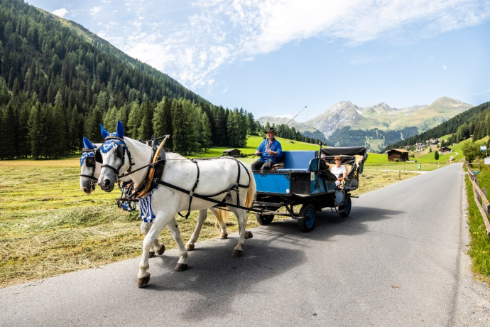 Balade à cheval Bünda Davos Dorf - Teufi (Dischmatal) (oua_65360942_image)