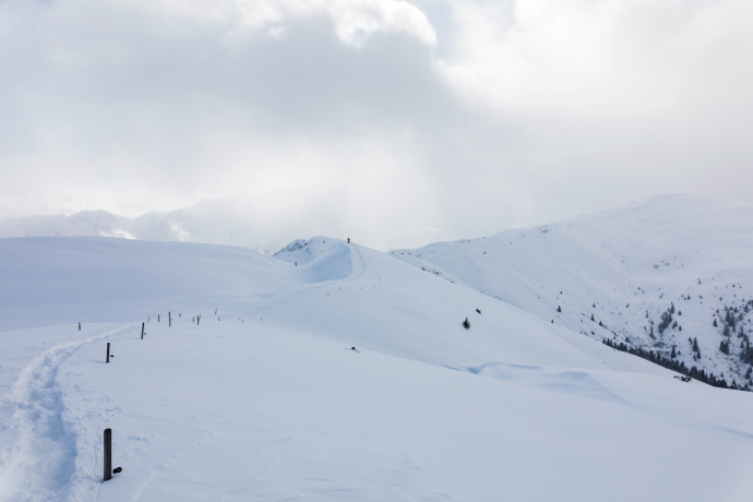 Ascent to Tguma on the Heinzenberg