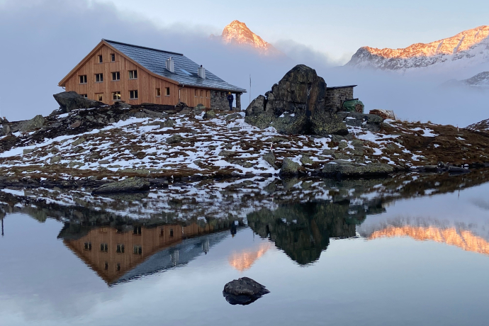 Grialetsch-Hütte