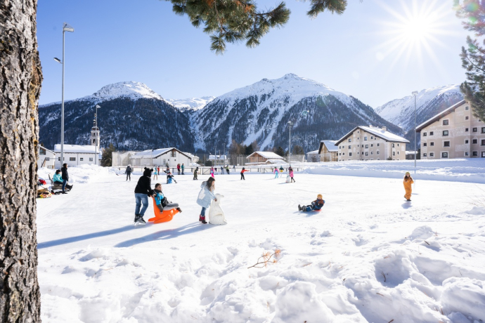 Ice rink Bever (oua_66273171_image)