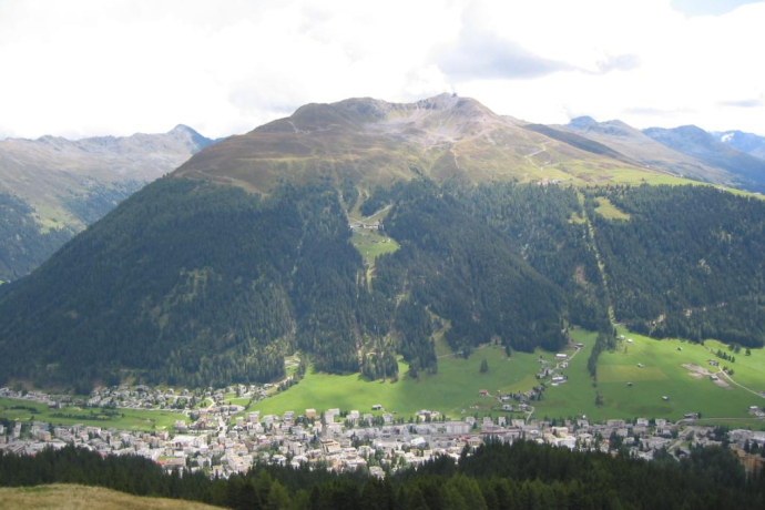 Etappe 16: Blick von oben auf Davos