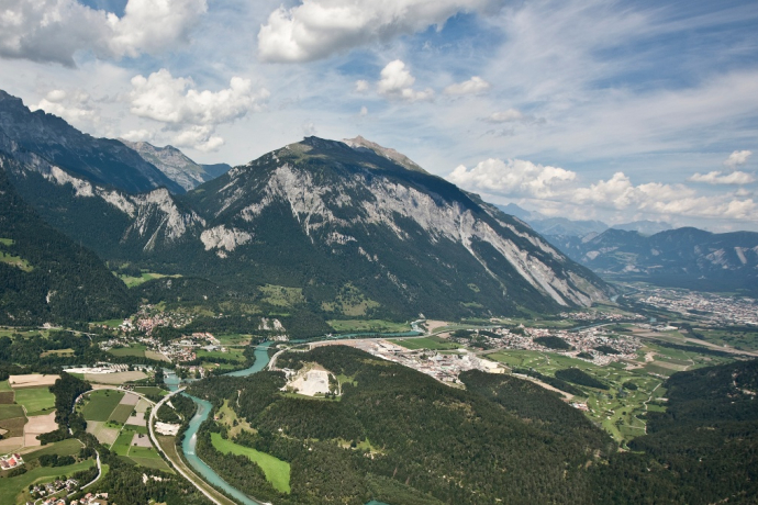 Churer Rheintal mit Calanda und Kunkelspass