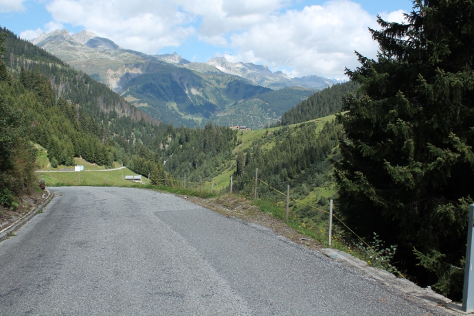 206 Nalps Bike (oua_67047571_image)