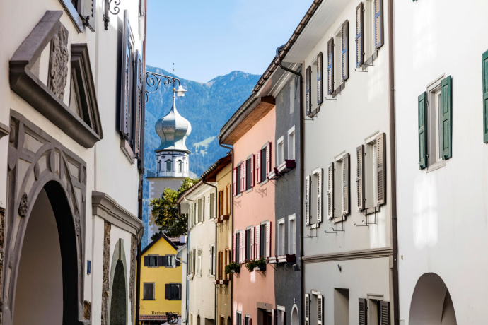 The church of Thusis as seen from the old village