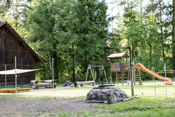 Fireplace and playground Allee Fürstenau Fireplace and playground Allee Fürstenau