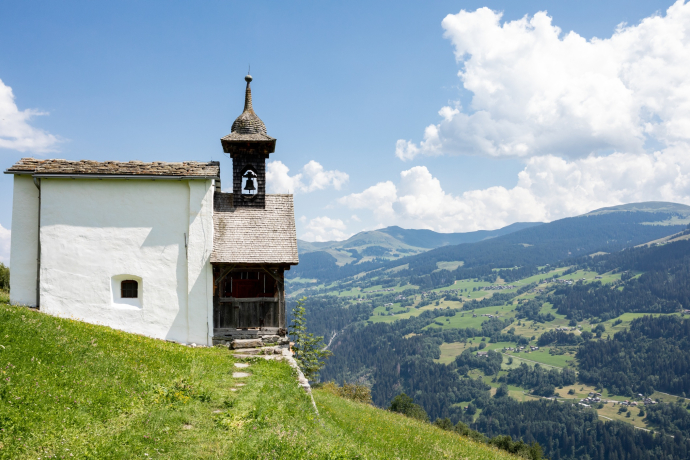 Das Foto zeigt die Kapelle St. klaus Das Foto zeigt die Kapelle St. klaus