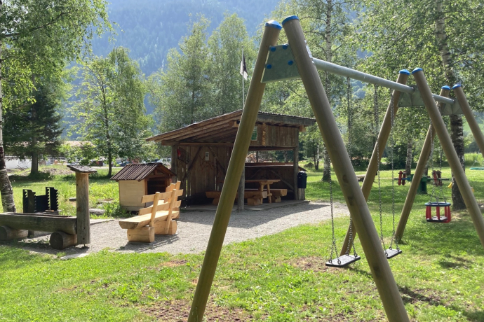 Das Foto zeigt die Feuerstelle Igniu in Rabius Das Foto zeigt die Feuerstelle Igniu in Rabius