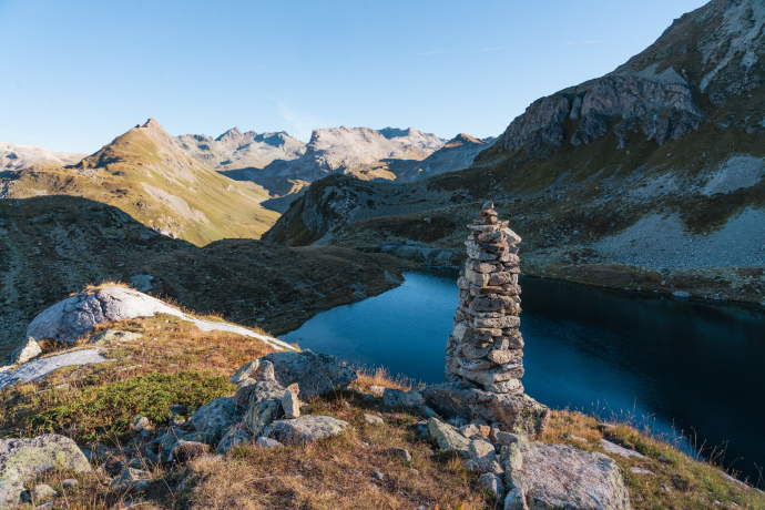 Landschaftlich reizvolle Wanderung nach Plaun da Lej über Fuorcla Grevasalvas (oua_73739060_image)