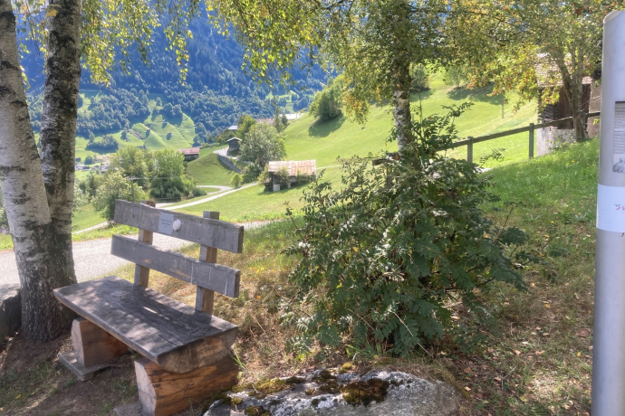 Abschnitt des Sagenweges in Sumvitg.