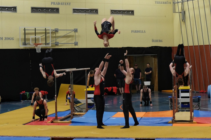 Salle polyvalente Lust, protection civile et installations sportives