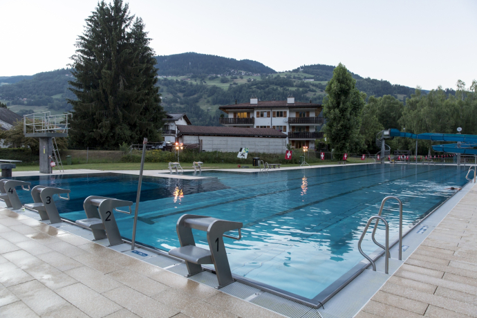 Pool vom Schwimmbad in Ilanz Pool vom Schwimmbad in Ilanz
