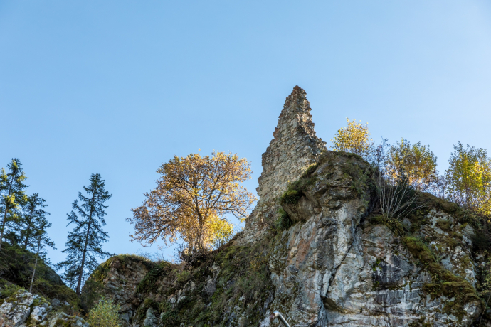 Ruine Friberg in Siat Ruine Friberg in Siat