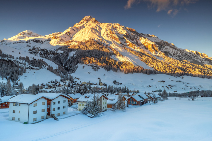 Splügen in winter