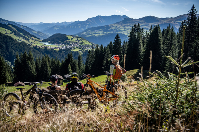 Pause mit Sicht auf Brigels