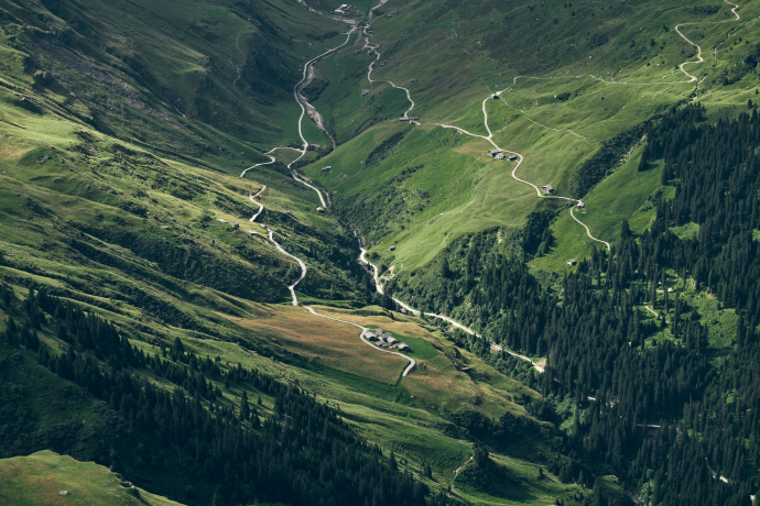 Peiltal taleinwärts