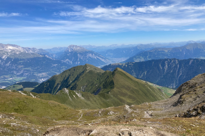 Blick Richtung Churer Rheintal auf dem Weg zum Piz Fess