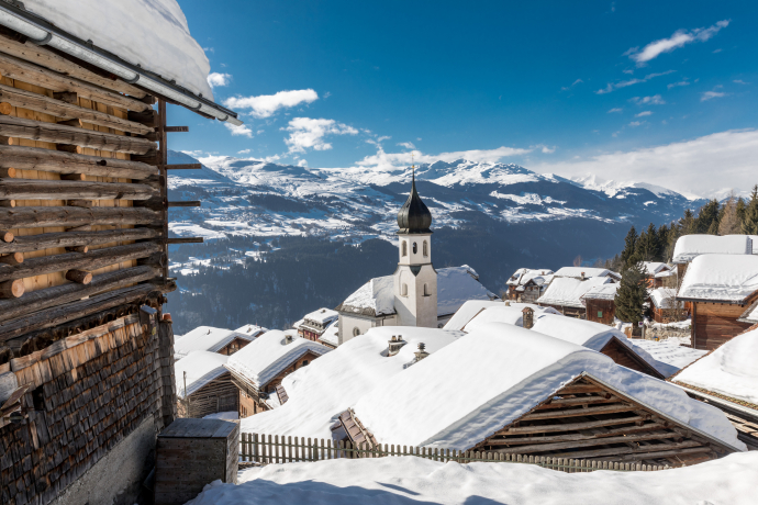 Raquette à Siat (oua_79535774_image)
