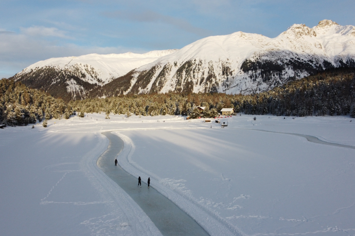 Ice rink lake Staz (oua_82357785_image)