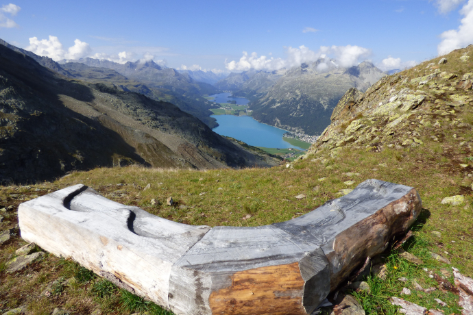 Bench at Piz da l'Ova Cotschna (oua_82358016_image)