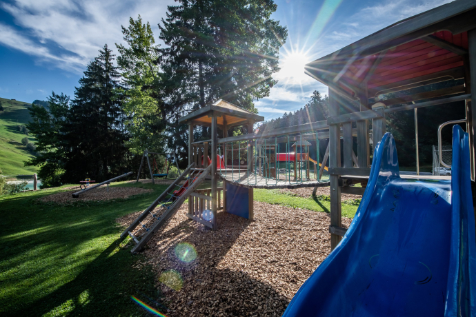 Stretga adventure playground, Brigels (oua_86014305_image) Stretga adventure playground, Brigels (oua_86014305_image)