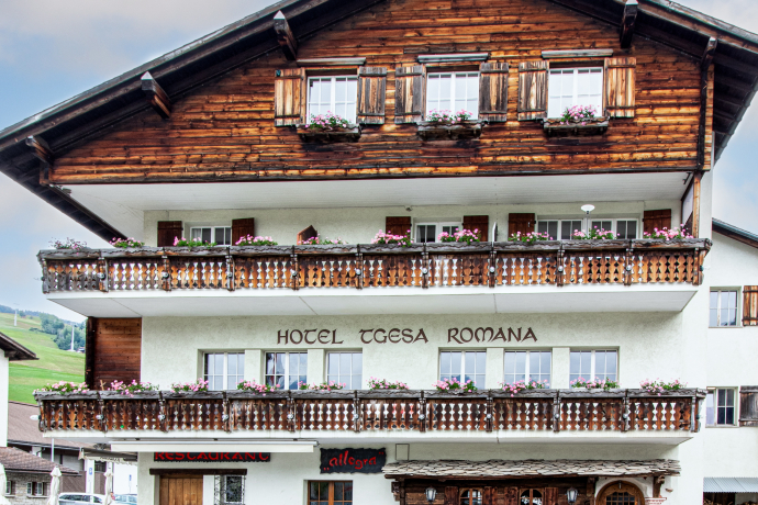 Hotel and Restaurant Romana (oua_87917335_image) Hotel and Restaurant Romana (oua_87917335_image)