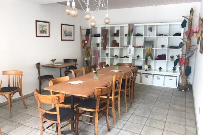 Cafè e Butea Scuntrada (oua_88875916_image) Cafè e Butea Scuntrada (oua_88875916_image)