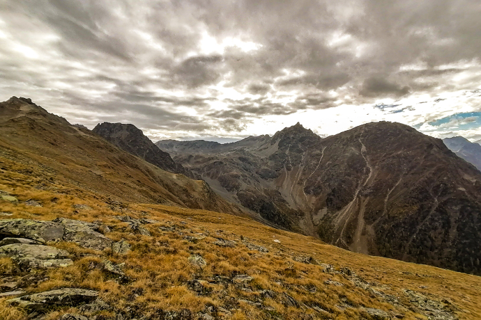 Aussicht vom Piz Giarsinom