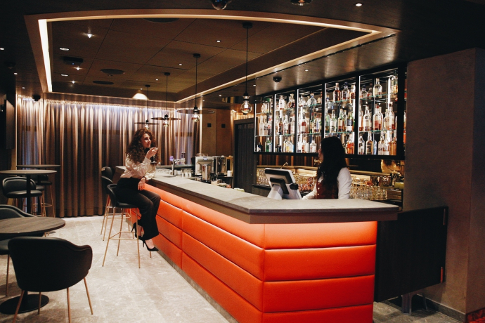 Casino St. Moritz Club Bar (oua_91121503_image)