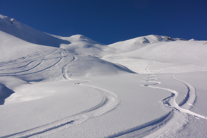 Traumhafte Skihänge in der ganzen Breite
