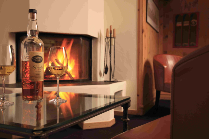 Inn Bar (oua_93292745_image)