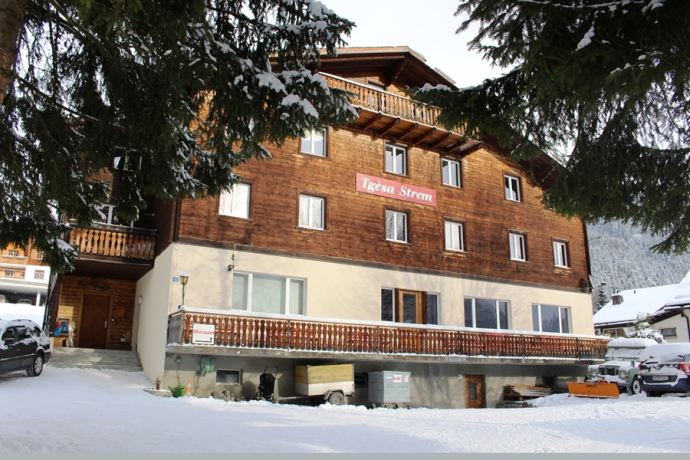 Tgèsa Strem (oua_97520523_image)