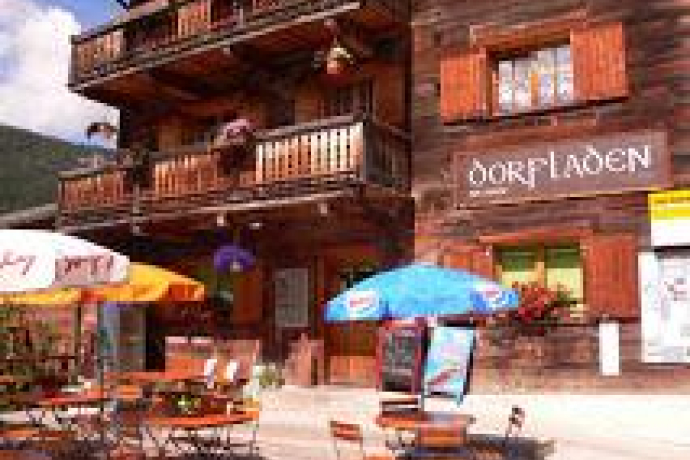 Dorfladen Langwies aussen