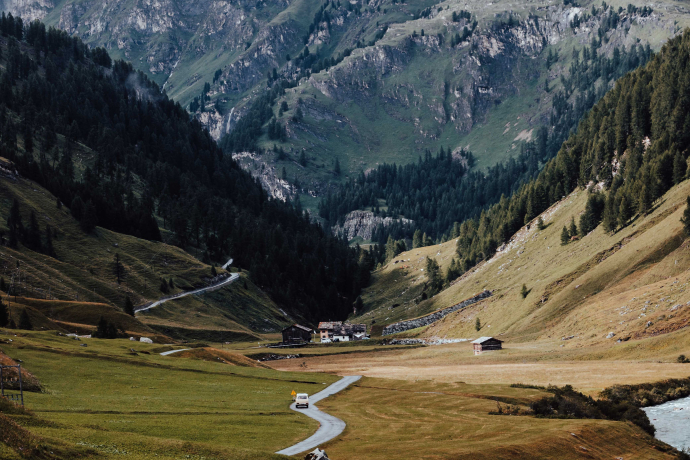 Madris, Parking Hohenhaus (pns_dabff4dbf26d41dd1d65d72154095274)