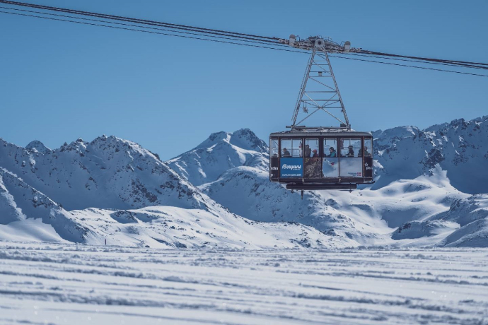 Davos Pischa (st_mail_background_4ba5bdf)