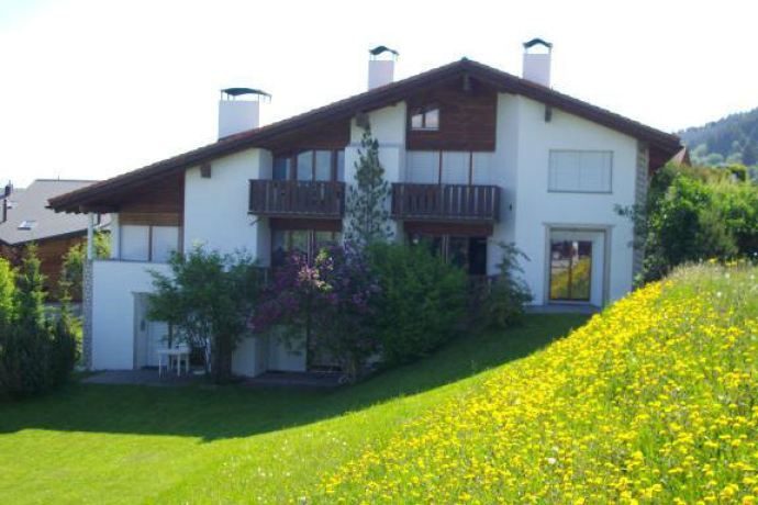 Ferienwohnung Casa Siala Baer - Ansicht Sommer