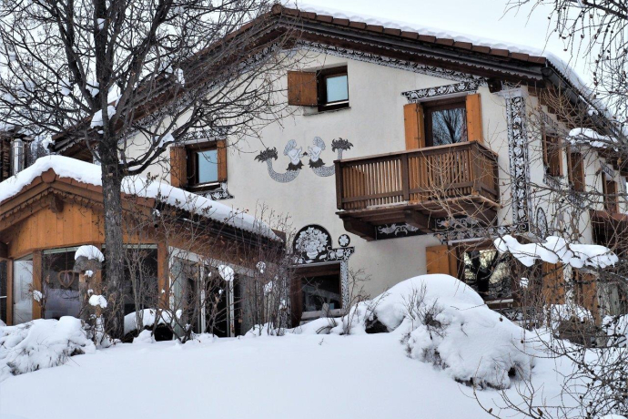 Chesa Sper l`Ovel, Südfassade