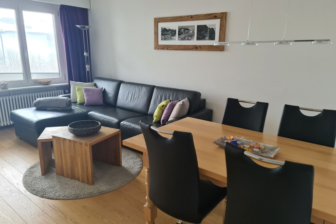 Salon avec canapé-lit