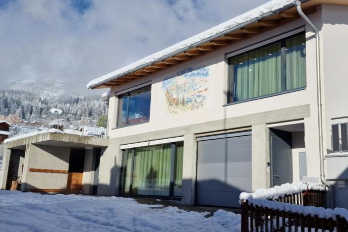 Ferienwohnung Bluevegn Brigels, Aussenansicht Winter